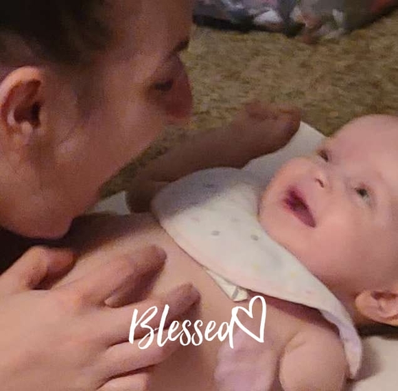 Meet your Posher, Michelle - Picture 1 of 1